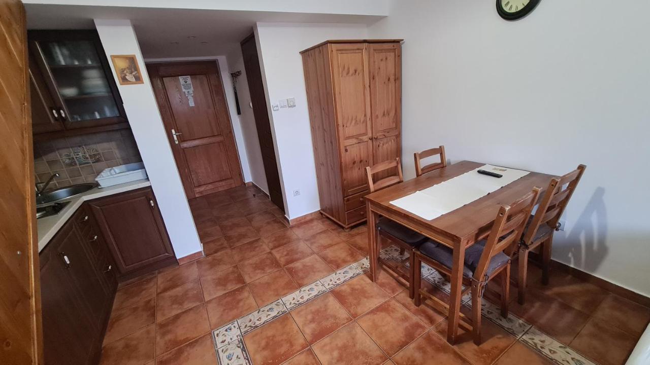 Gyulai Fuerdoe Apartman エクステリア 写真