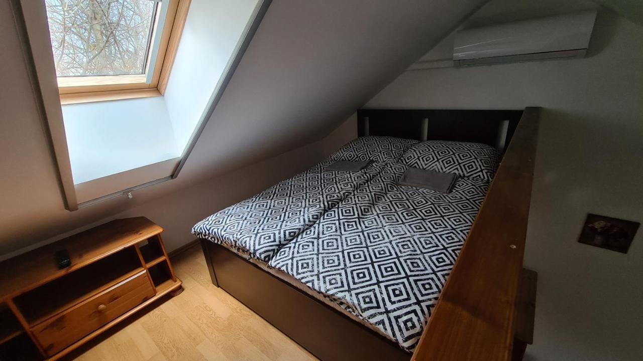 Gyulai Fuerdoe Apartman エクステリア 写真