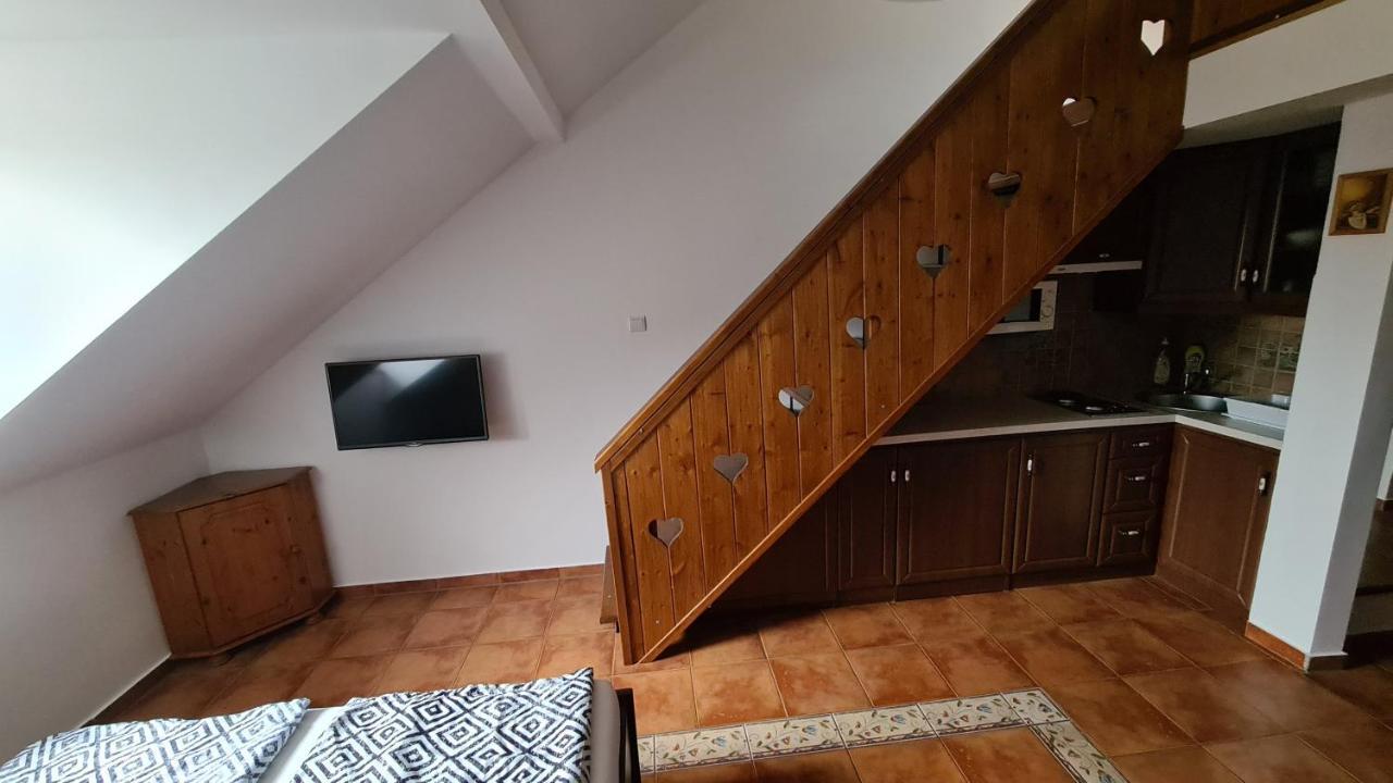 Gyulai Fuerdoe Apartman エクステリア 写真