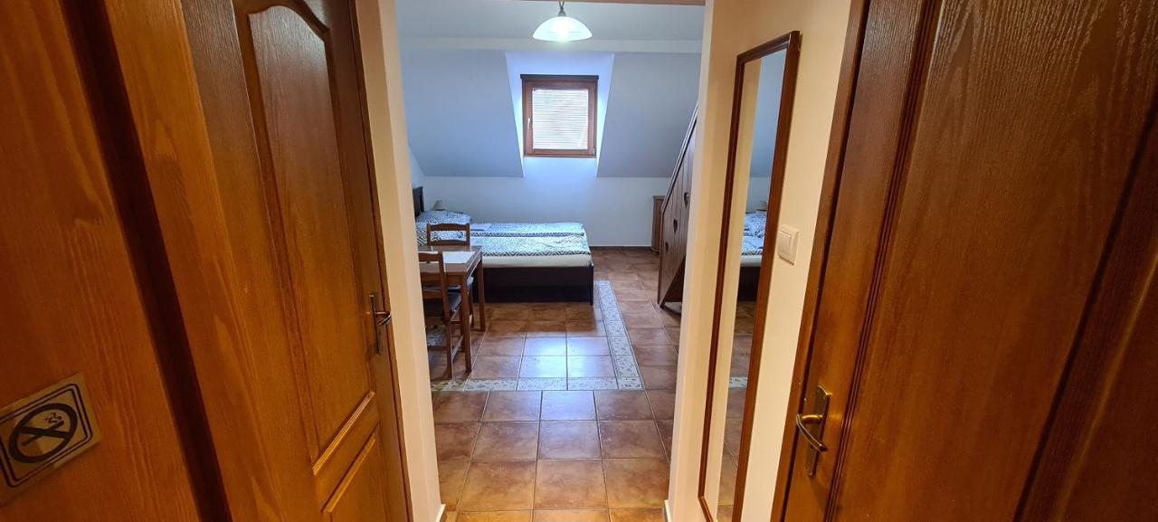 Gyulai Fuerdoe Apartman エクステリア 写真