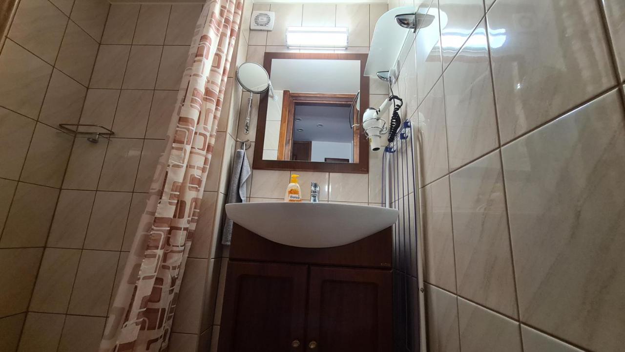 Gyulai Fuerdoe Apartman エクステリア 写真